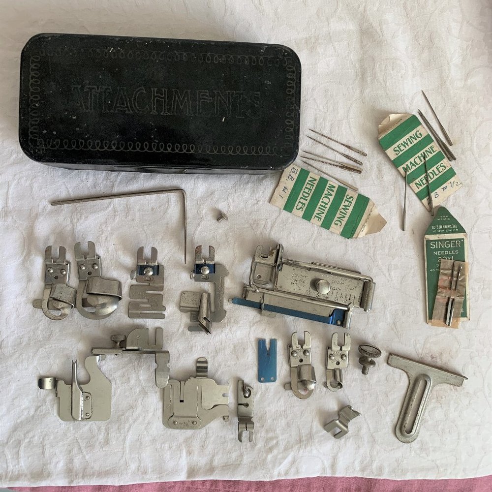 20+ pc Vintage or antique GREIST SINGER Sewing Machine Attachments w/ metal box